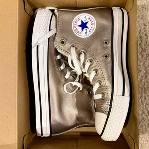 Converse Chuck Taylor Gold High-Tops